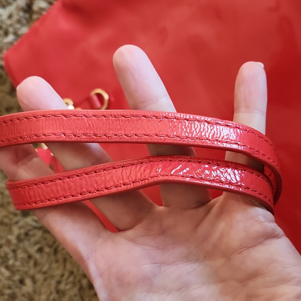 Michael Kors red patent with gold hardware purse - Picture 3 of 16
